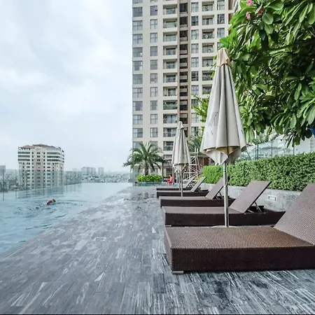Zo Apartment Millennium - Fee Pool & Gym